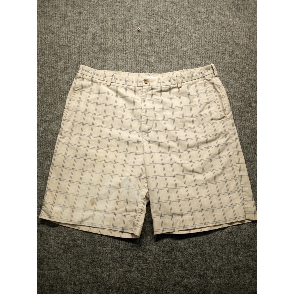 Izod XFG Golf Shorts Mens 40 Beige Blue Plaid Check Flat Front 10" Inseam